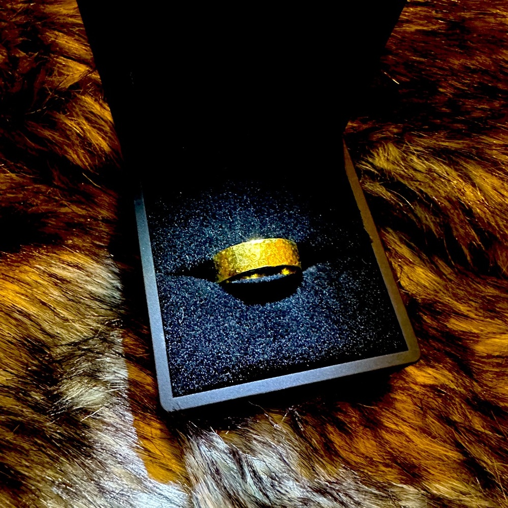 24 k real yellow gold ring sz 7 1/4, 6 mm wide
